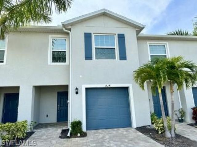 15257 Wildflower CIR, Naples, FL 34119