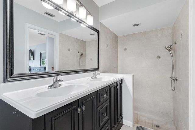 10875 NW 40th Street, Coral Springs, FL 33065