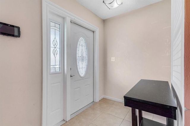 10875 NW 40th Street, Coral Springs, FL 33065