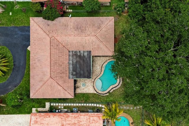 10875 NW 40th Street, Coral Springs, FL 33065