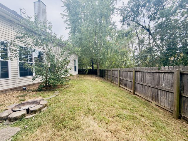 3304 Misty Winds Ln, Old Hickory, TN 37138