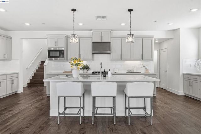 37879 Seafarer Rd, Newark, CA 94560