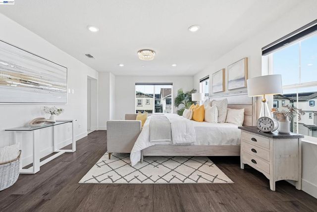 37879 Seafarer Rd, Newark, CA 94560