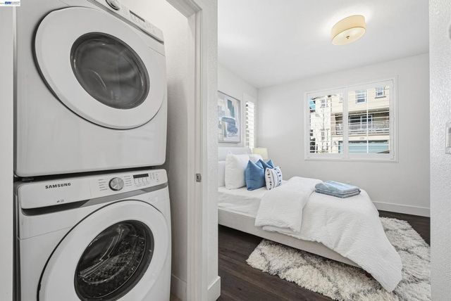 37879 Seafarer Rd, Newark, CA 94560