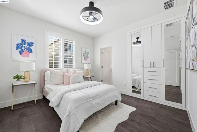 37879 Seafarer Rd, Newark, CA 94560