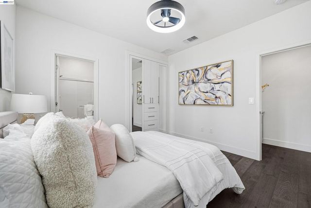 37879 Seafarer Rd, Newark, CA 94560