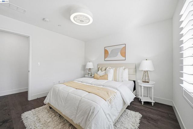 37879 Seafarer Rd, Newark, CA 94560