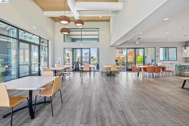 37879 Seafarer Rd, Newark, CA 94560