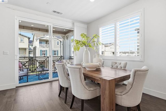 37879 Seafarer Rd, Newark, CA 94560