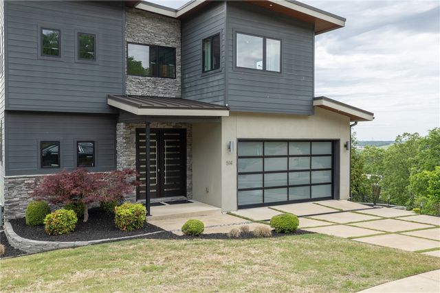 514 E Ozark View Drive, Fayetteville, AR 72703