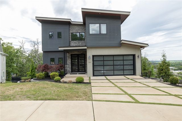 514 E Ozark View Drive, Fayetteville, AR 72703