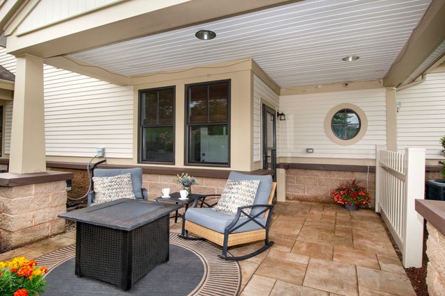 599 Washington St 9, Pembroke, MA 02359