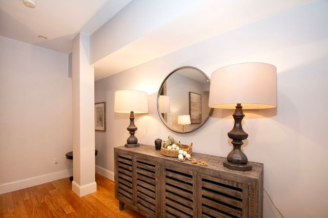 599 Washington St 9, Pembroke, MA 02359