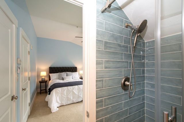 599 Washington St 9, Pembroke, MA 02359