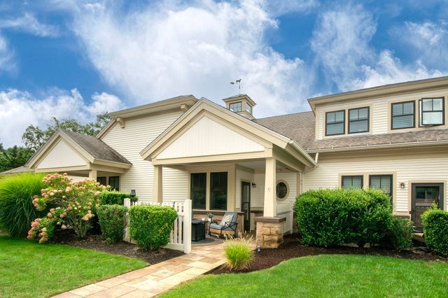 599 Washington St 9, Pembroke, MA 02359