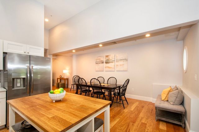 599 Washington St 9, Pembroke, MA 02359