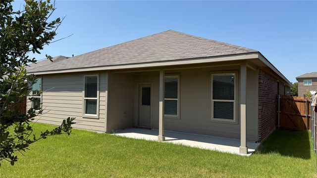 9741 McClane Farm Drive, Fort Worth, TX 76036