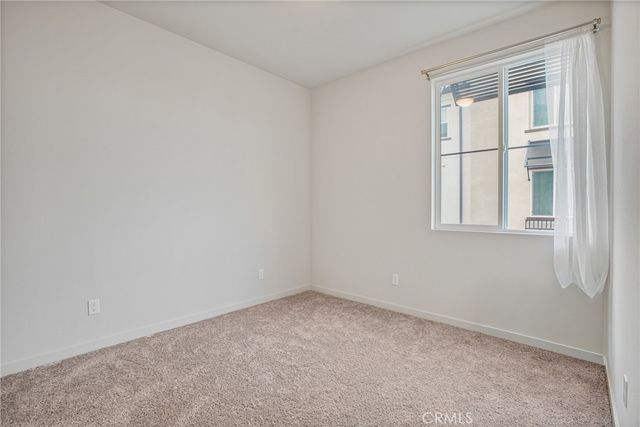 125 Dove Lndg, Covina, CA 91722