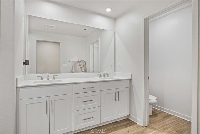 125 Dove Lndg, Covina, CA 91722