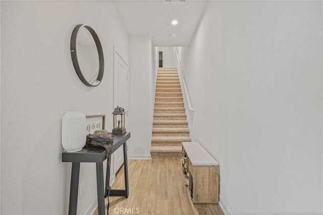 125 Dove Lndg, Covina, CA 91722
