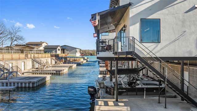 942 Euel Moore DR, Kingsland, TX 78639