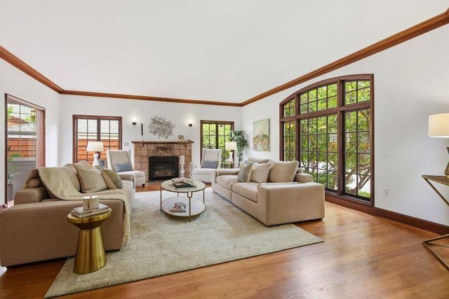 1524 Arc Way, Burlingame, CA 94010