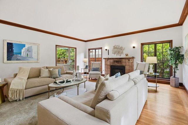 1524 Arc Way, Burlingame, CA 94010