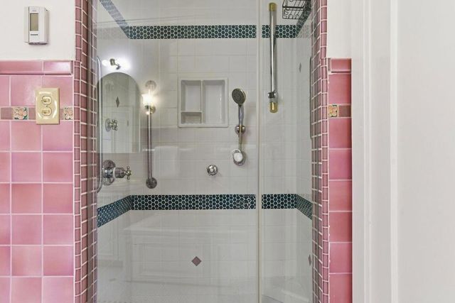 1524 Arc Way, Burlingame, CA 94010