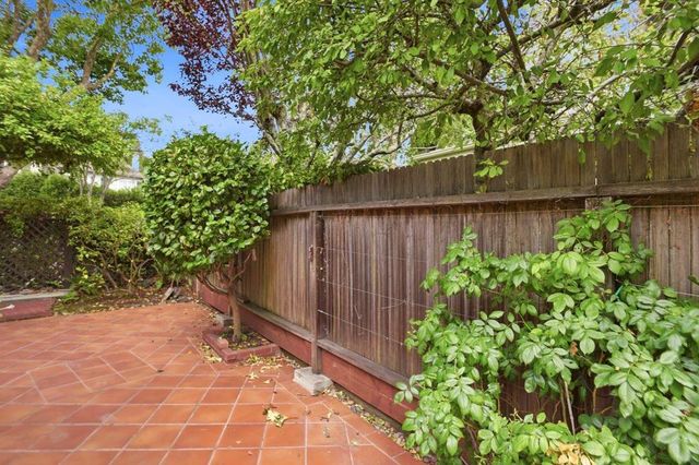 1524 Arc Way, Burlingame, CA 94010