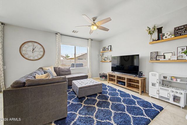 4730 E SILVERWOOD Drive, Phoenix, AZ 85048