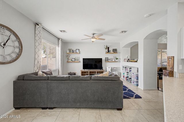 4730 E SILVERWOOD Drive, Phoenix, AZ 85048