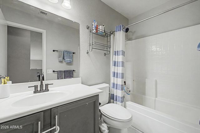 4730 E SILVERWOOD Drive, Phoenix, AZ 85048