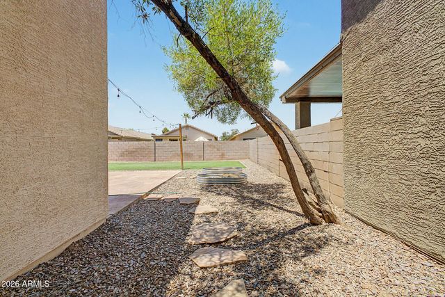 4730 E SILVERWOOD Drive, Phoenix, AZ 85048