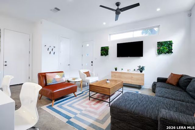 1138 Gibbs Apt 101, San Antonio, TX 78202