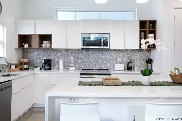 1138 Gibbs Apt 101, San Antonio, TX 78202