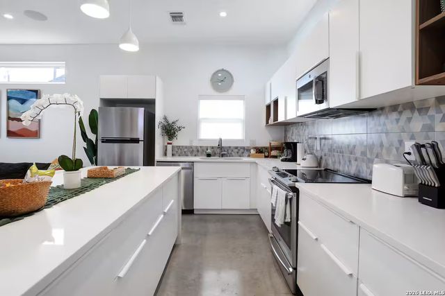 1138 Gibbs Apt 101, San Antonio, TX 78202