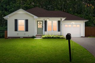 795 Princeton Cir, Clarksville, TN 37042