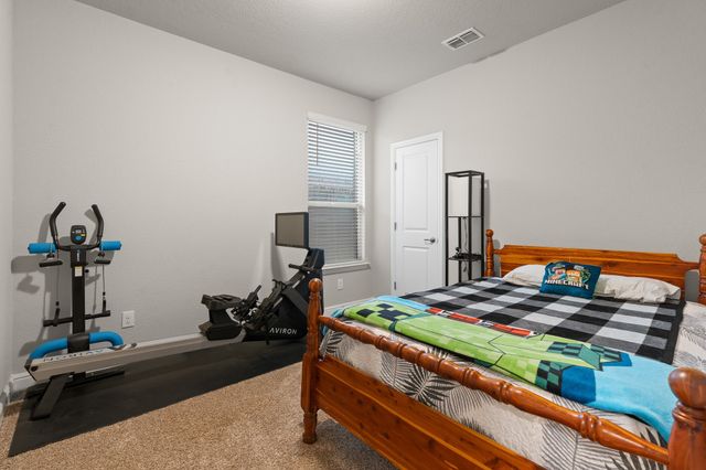 1406 Pleasanton Road, Cleburne, TX 76033
