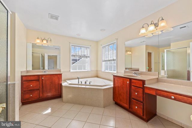 26 PICKETT LN, Stafford, VA 22556