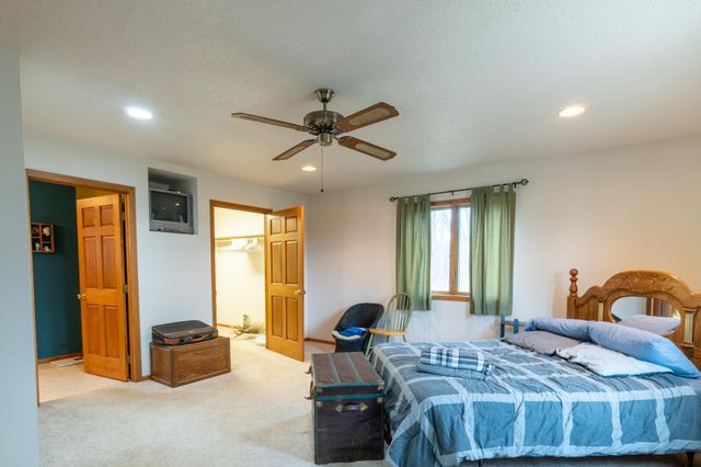 11618 35th Street SE, Valley City, ND 58072