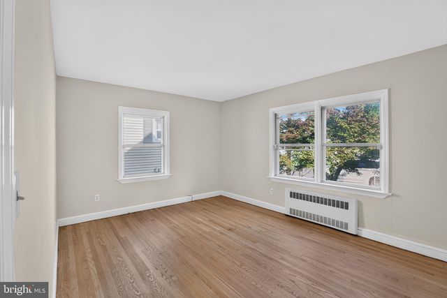 35 BEAL ST, Hamilton, NJ 08610