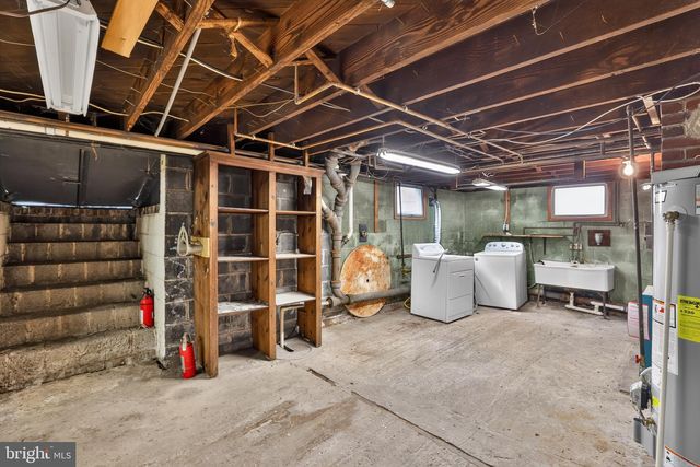 35 BEAL ST, Hamilton, NJ 08610