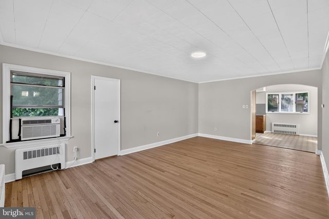35 BEAL ST, Hamilton, NJ 08610