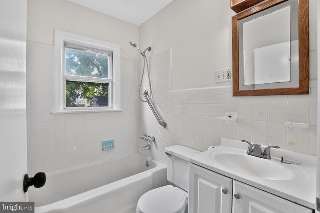 35 BEAL ST, Hamilton, NJ 08610