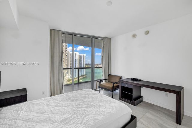 495 Brickell Ave 2606, Miami, FL 33131