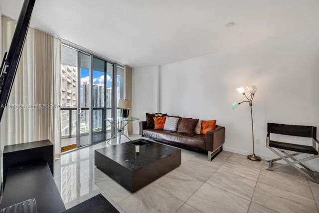 495 Brickell Ave 2606, Miami, FL 33131
