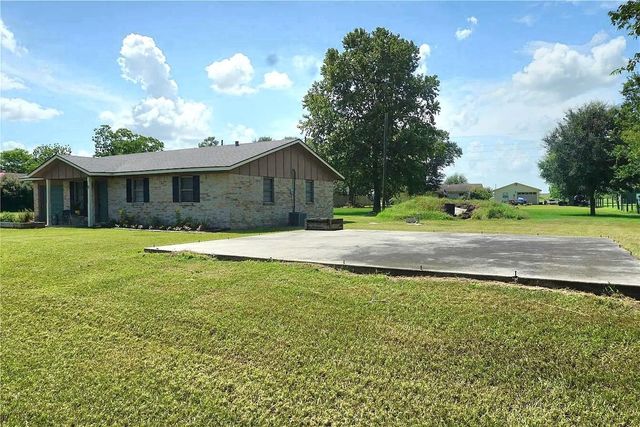 8 Albert Avenue, Victoria, TX 77905