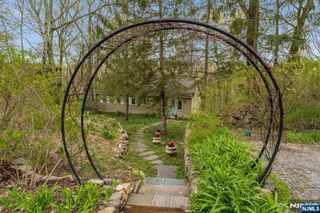 351 Lakeshore Drive, Vernon, NJ 07422