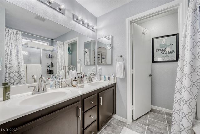 10009 Calabasas Avenue, Las Vegas, NV 89117