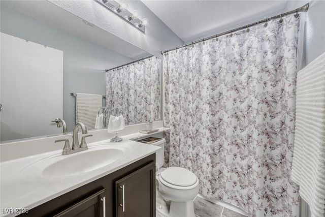 10009 Calabasas Avenue, Las Vegas, NV 89117